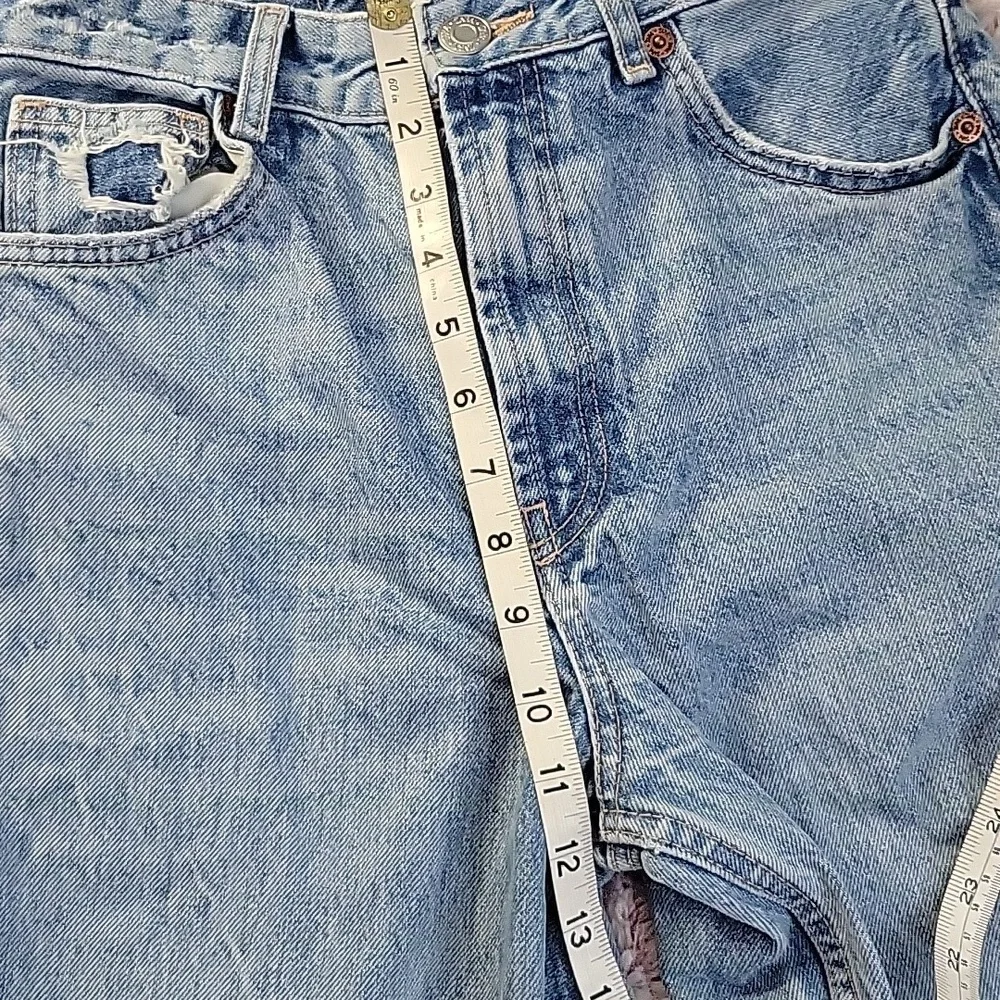 NWT Zara High Rise Wide Leg Ripped Jeans Light Wash Raw Hem 100% Cotton Size 4